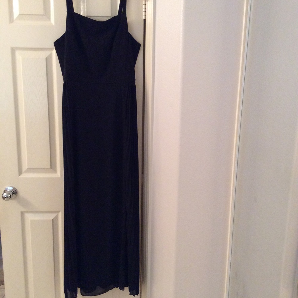 “NWOT” Noire La Black Maxi Dress